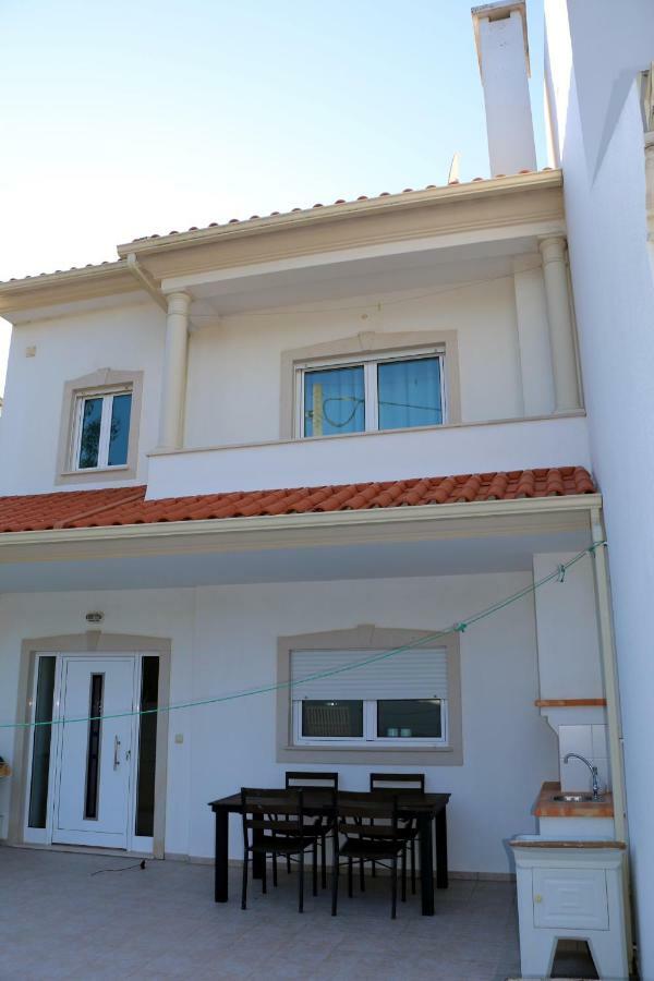 Alice'S House Villa Nazaré Exteriör bild